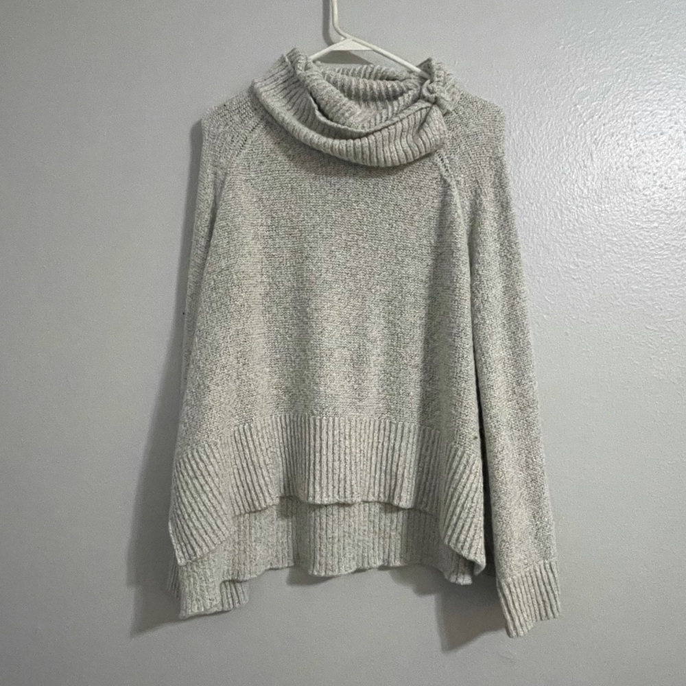 Chelsea & Violet Winter Sweater Size M